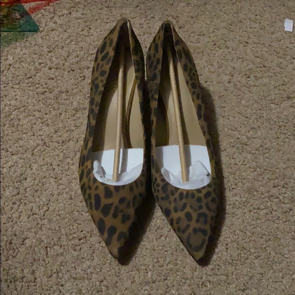 Ann Taylor Heels!